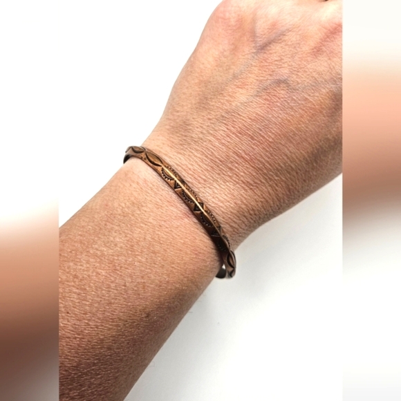 Real COPPER Carved Engraved Design Cuff Bracelet Smaller Sized - Picture 1 of 8
